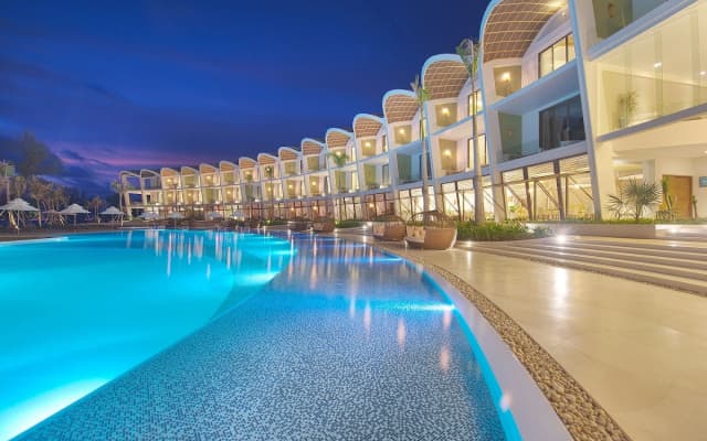 Resort The Shells Resort & Spa Phu Quoc Hotel - photo 2