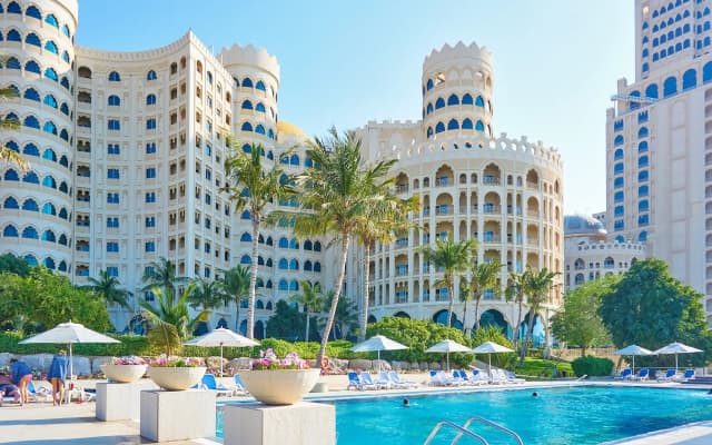 Al Hamra Palace At Golf&Sea Apart-hotel - photo 2