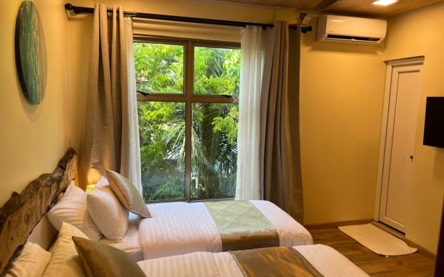Holiday Home Dhiffushi Hotel - photo 4