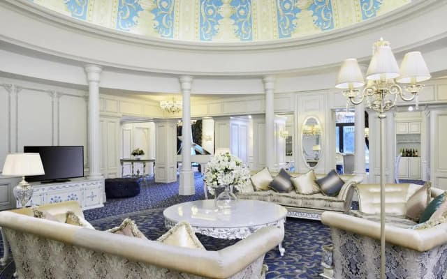 Ambassadori Hotel Tbilisi - photo 4