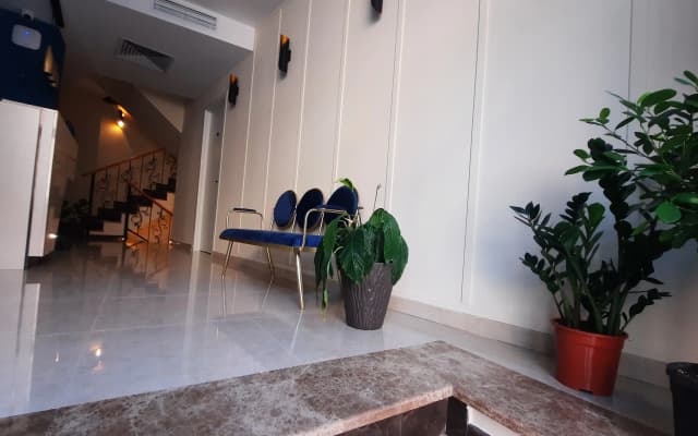 V Centre Avlabari Hotel - photo 3