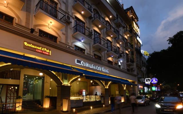 Oak Ray Colombo City Hotel - photo 4