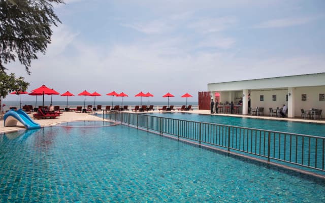 Chom View Hotel - photo 2