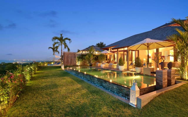 Hidden Hills Villa - photo 3