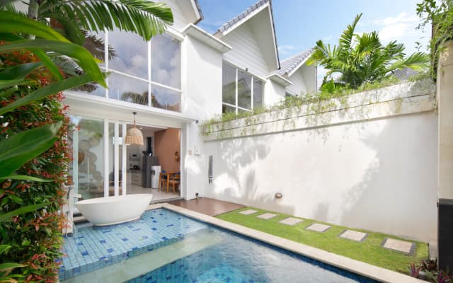 Boutique hotel Aeera Villa Canggu by iNi Vie Hospitality - photo 5
