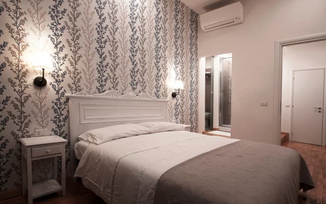 Domus Iuliae Guest House - photo 2