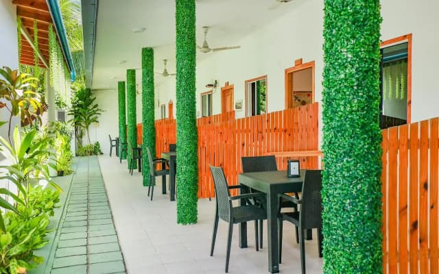 Thoddoo Sunny Beach Guest house - photo 4