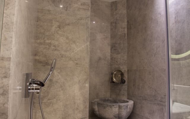 Dosso Dossi Hotels Downtown - photo 4