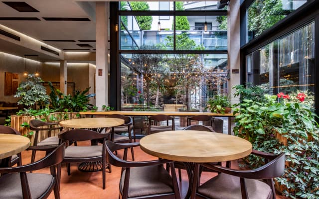 IOTA Hotel Tbilisi Hotel - photo 4