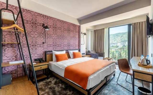 Biography Tbilisi Hotel - photo 2