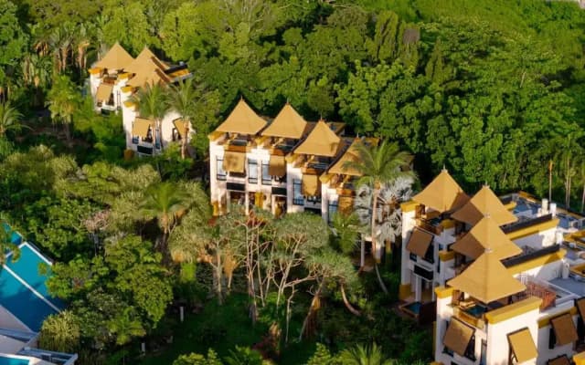 Paradox Resort Phuket - photo 4