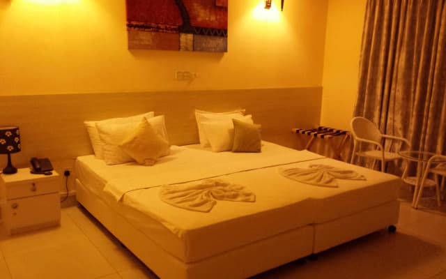 Beach Grand & Spa Premium Hotel - photo 2