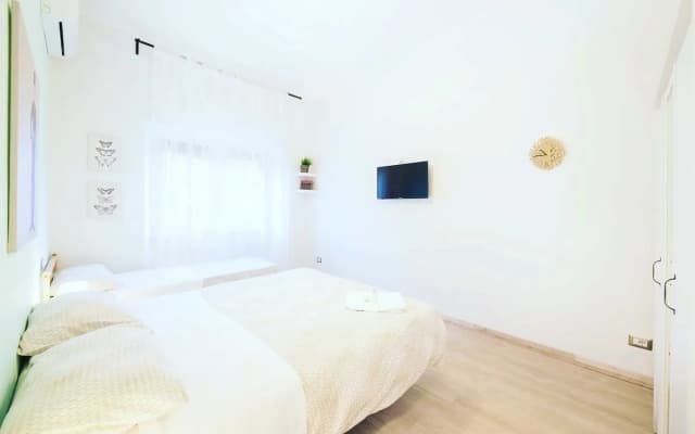 Mini hotel The Place to Be & B - photo 5
