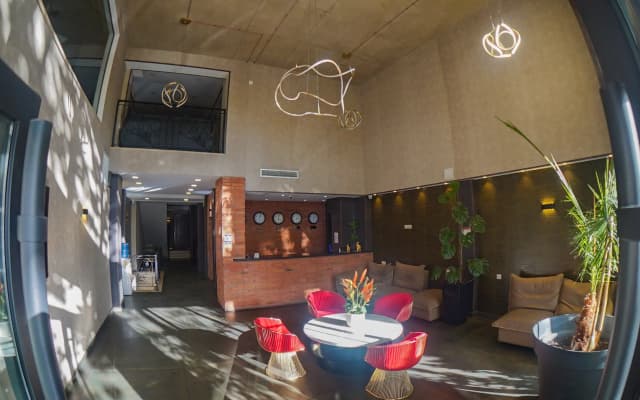 TM Apart Hotel - photo 2