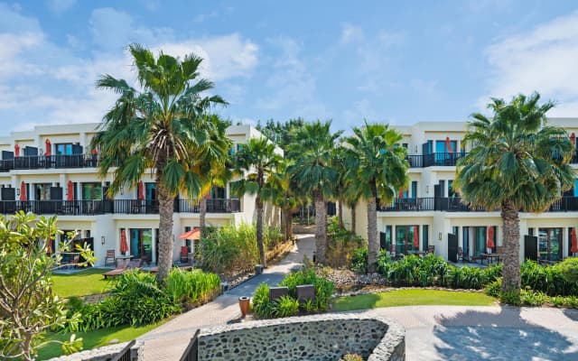 JA The Resort - JA Palm Tree Court Hotel - photo 2
