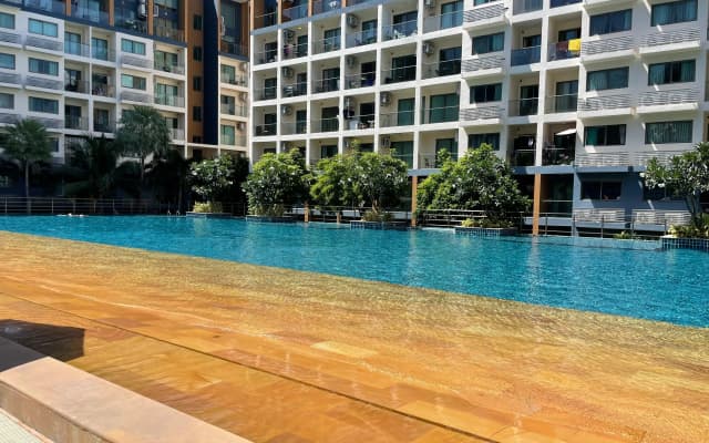 Laguna Beach Resort 2 Pattaya Apartments - photo 2