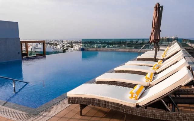 Royal Tulip Muscat Hotel - photo 4