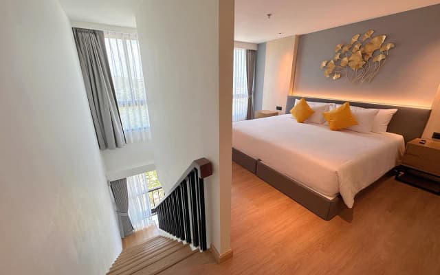 Super Duplex At Vita Nai Harn Flat - photo 4