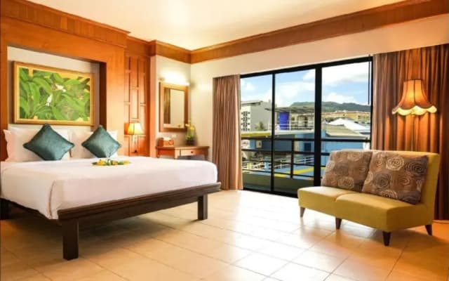 C&N Hotel Patong, Phuket - photo 4