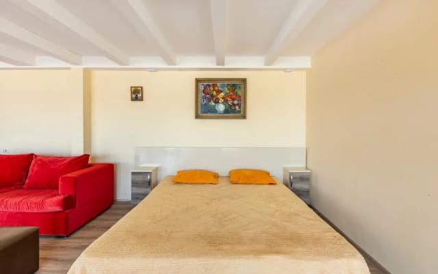 Eagles Nest Apartments - photo 2