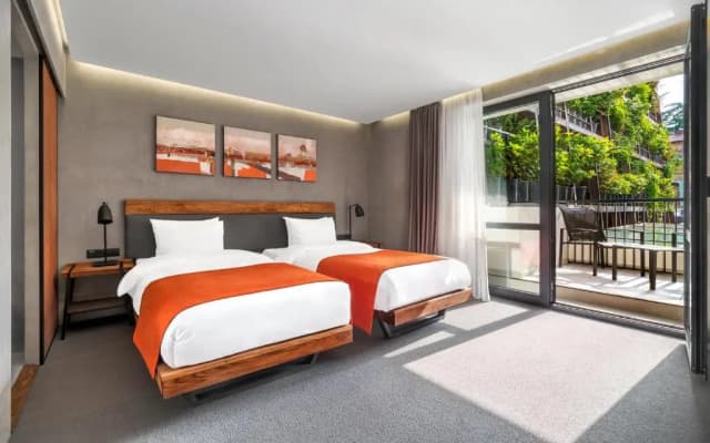 IOTA Hotel Tbilisi Hotel - photo 3