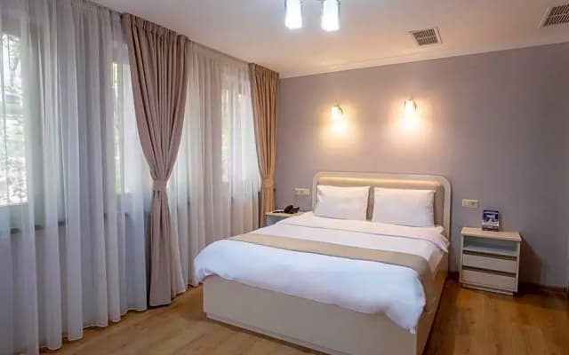 Sama Grand Hotel - photo 4