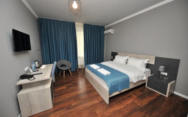 Boho Tiflis Hotel - photo 3