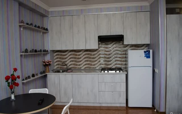 Golden House - photo 5