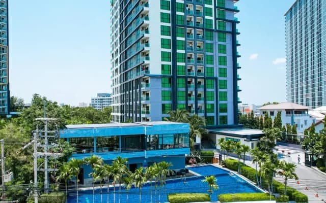 Dusit Grand Condo View Apartment - photo 5