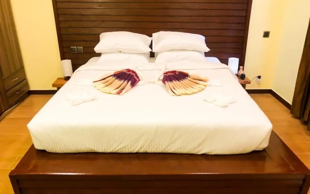 Viluveli Beach Maldives Hotel - photo 5