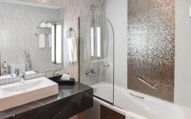 Excelsior Hotel Downtown - photo 4