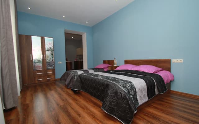Rose Gogebashvili Apartments - photo 5