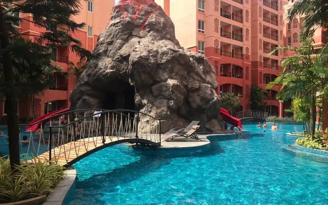 Seven Seas Condo Resort Hotel - photo 2