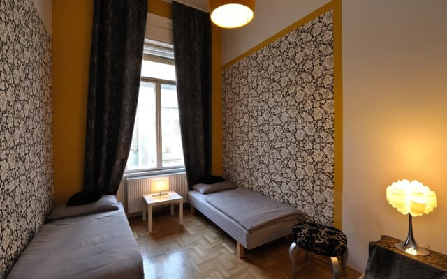 District Seven Spacious Apartments - photo 3