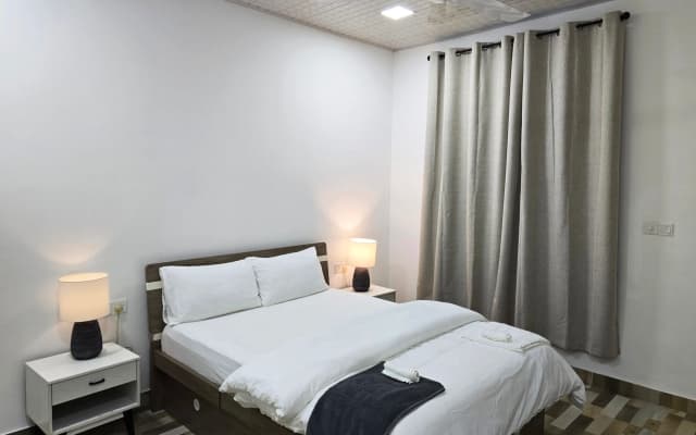 The Happiness Sun Suites Guest House - photo 5