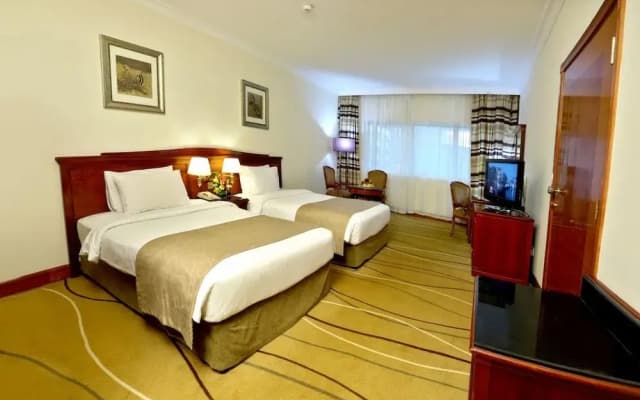 Excelsior Hotel Downtown - photo 3