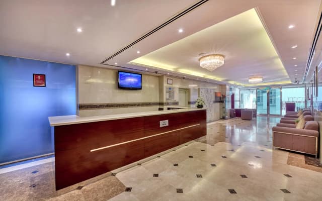 Pearl Marina Hotel Apartments - photo 3