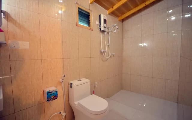 Resten Inn Hotel - photo 4