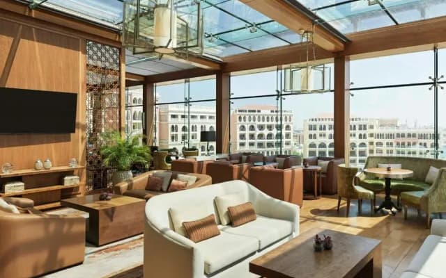 The Ritz-Carlton Abu Dhabi, Grand Canal Hotel - photo 5