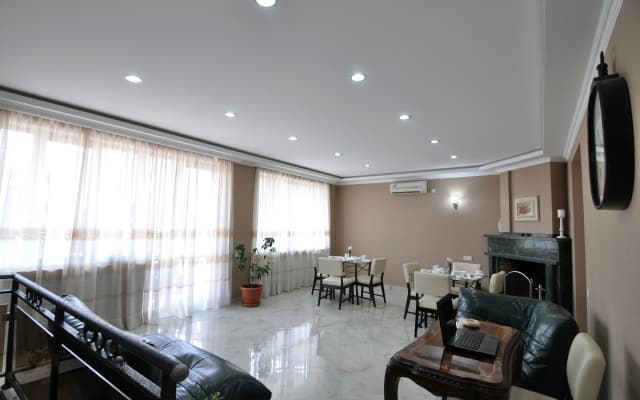 Gelens Hotel - photo 2