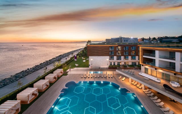 Crowne Plaza Istanbul Florya Hotel - photo 3