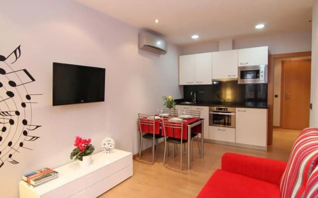 Eixample Parallel Stay Barcelona Apartments - photo 4