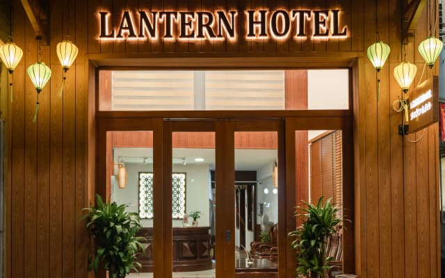 Lantern Hotel - photo 2