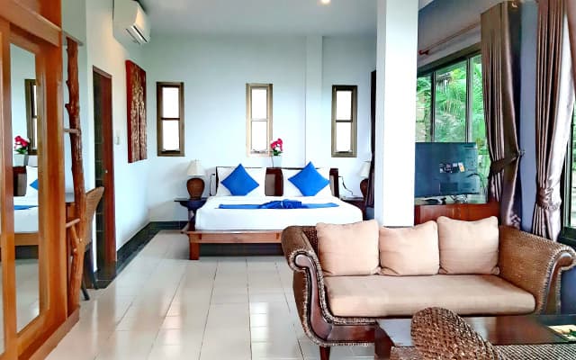 Chaweng Bayview Resort Hotel - photo 2