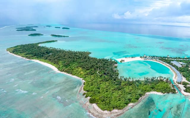 Rahaa Resort - photo 2