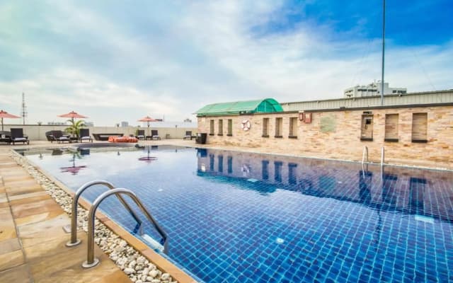 Nova Suites Pattaya by Compass Hospitality - photo 4