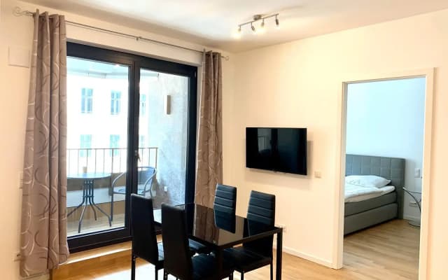 Central Mitte New Apartments - photo 2