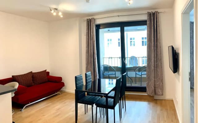 Central Mitte New Apartments - photo 3