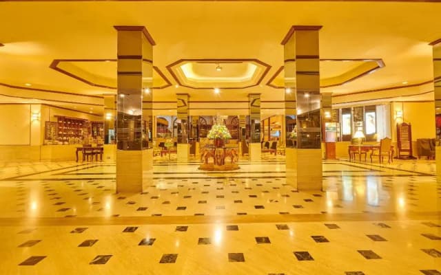 Galadari Hotel - photo 4