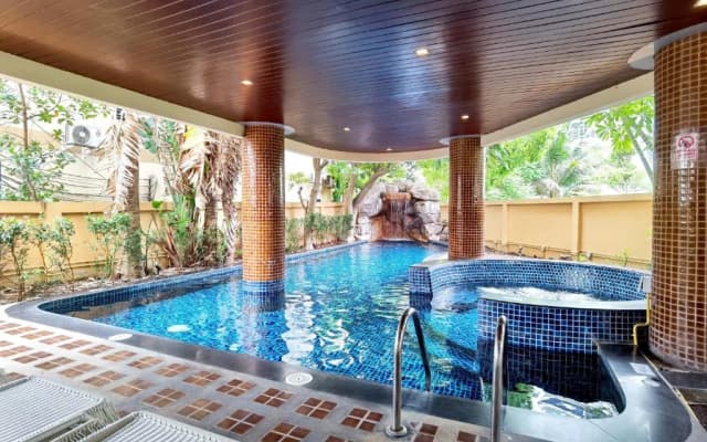 Nova Gold Hotel - photo 2